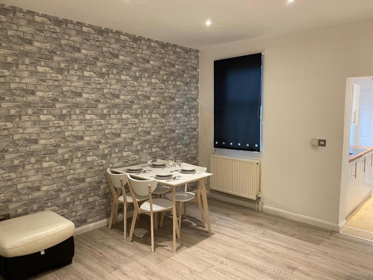 Empire Liverpool Property- Waller Street Southport Bagian luar foto